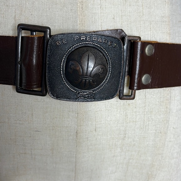 🌟HOST  PICK🌟Vintage Boy Scouts leather belt - Picture 2 of 12